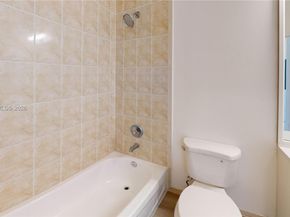 372 NE 26th Pl 201, Homestead FL 33033