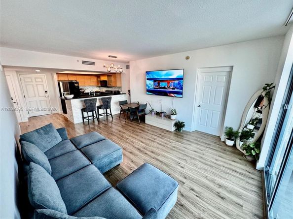140 S Dixie Hwy 921, Hollywood FL 33020