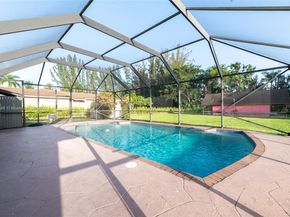 14230 SW 14th St, Davie FL 33325