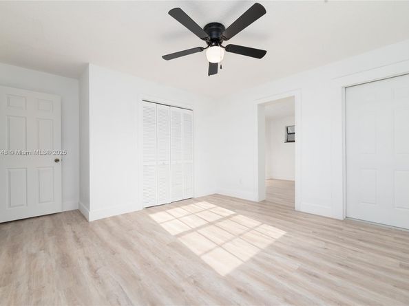 14230 SW 14th St, Davie FL 33325