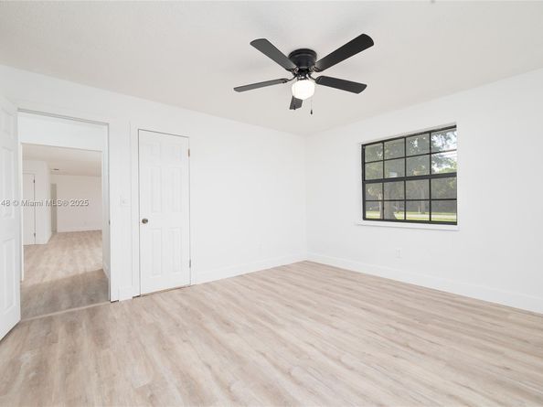 14230 SW 14th St, Davie FL 33325