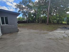 2488 SW 6th Ct, Fort Lauderdale FL 33312