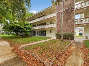 412 S Luna Ct 11, Hollywood FL 33021