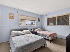 412 S Luna Ct 11, Hollywood FL 33021