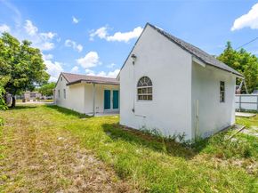 770 SE 5th Pl, Hialeah FL 33010
