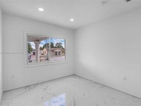 770 SE 5th Pl, Hialeah FL 33010