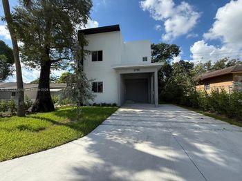 2788 NW 9th Pl