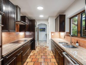 320 W 26th St, Miami Beach FL 33140