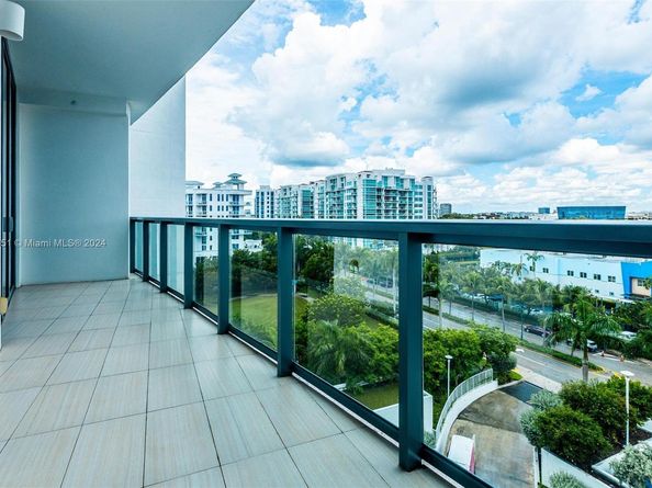 3250 NE 188th St 603, Aventura FL 33180