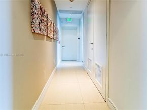 3250 NE 188th St 603, Aventura FL 33180