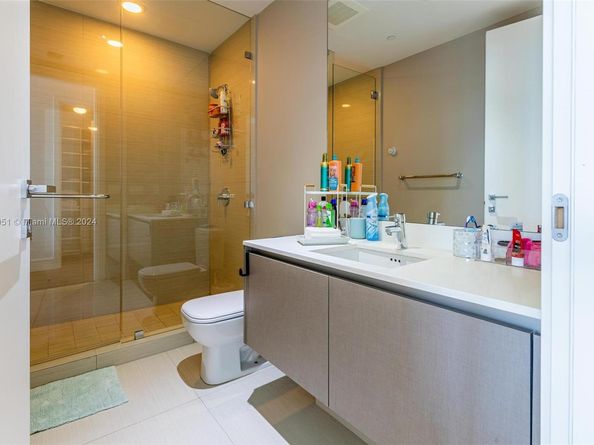 3250 NE 188th St 603, Aventura FL 33180
