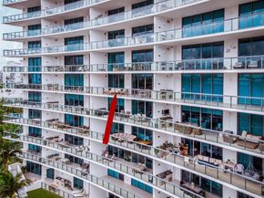 3250 NE 188th St 603, Aventura FL 33180