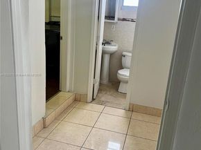 11950 SW 199th St, Miami FL 33177