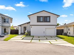 970 NW 106th Ave Cir, Miami FL 33172