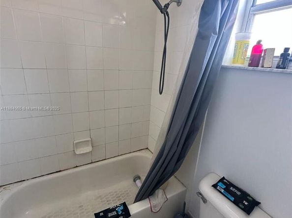 2470 Westmont Ln, Royal Palm Beach FL 33411