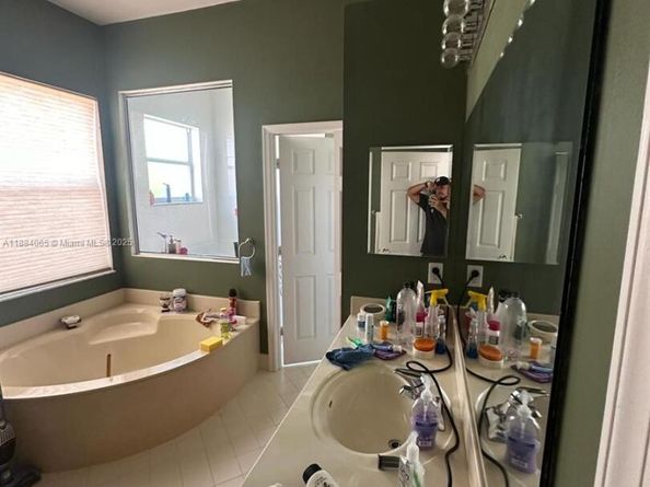 2470 Westmont Ln, Royal Palm Beach FL 33411