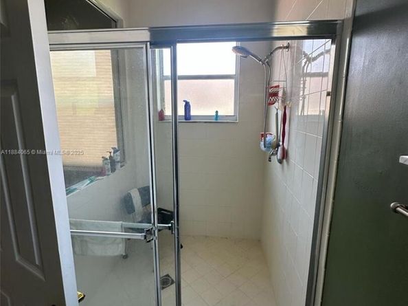 2470 Westmont Ln, Royal Palm Beach FL 33411