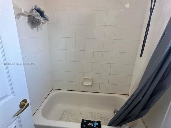 2470 Westmont Ln, Royal Palm Beach FL 33411