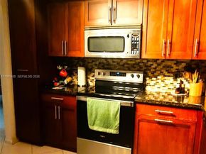 2802 N 46 Ave 521B, Hollywood FL 33021