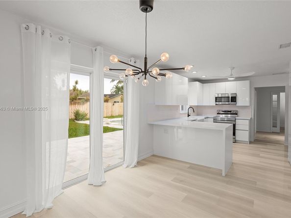 20847 Sugarloaf Ln, Boca Raton FL 33428