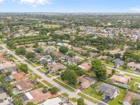 20847 Sugarloaf Ln, Boca Raton FL 33428