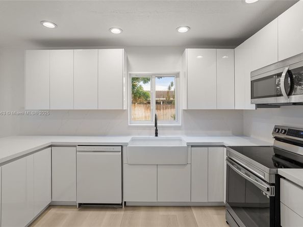 20847 Sugarloaf Ln, Boca Raton FL 33428