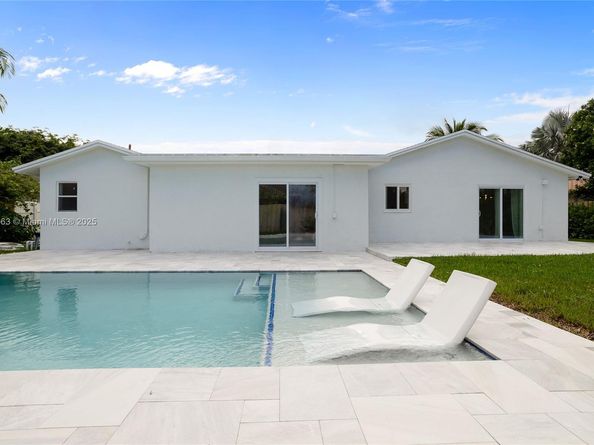 20847 Sugarloaf Ln, Boca Raton FL 33428