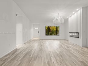 20847 Sugarloaf Ln, Boca Raton FL 33428