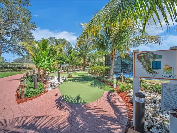 244 Durham F 244, Deerfield Beach FL 33442