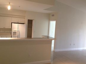 6851 SW 44th St 308, Miami FL 33155