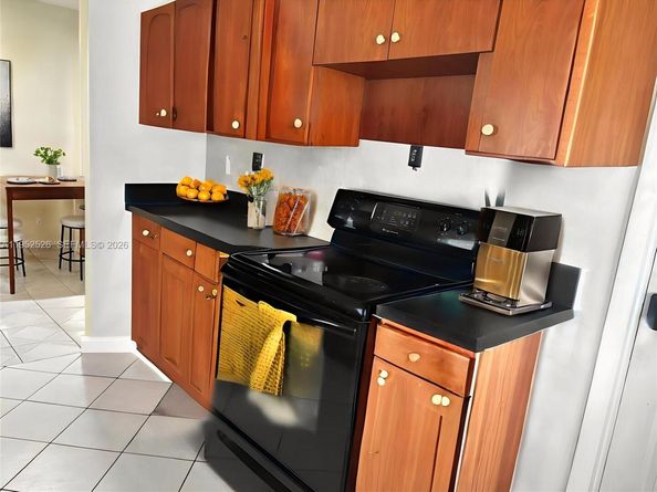 901 Ocean Dr, Boynton Beach FL 33426