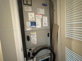 2800 NW 180th St, Miami Gardens FL 33056