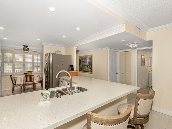 10315 NW 24th pl 307, Sunrise FL 33322