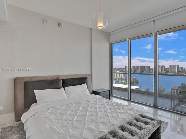 18501 Collins Ave 1902, Sunny Isles Beach FL 33160