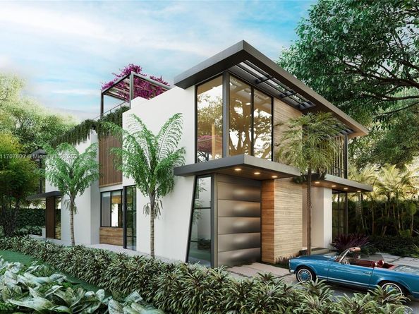 707 NE 76 St, Miami FL 33138