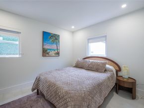 545 NW 47th St, Miami FL 33127