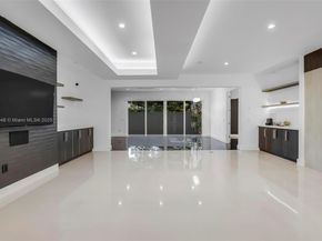 3000 SW 20th St, Miami FL 33145
