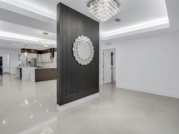 3000 SW 20th St, Miami FL 33145