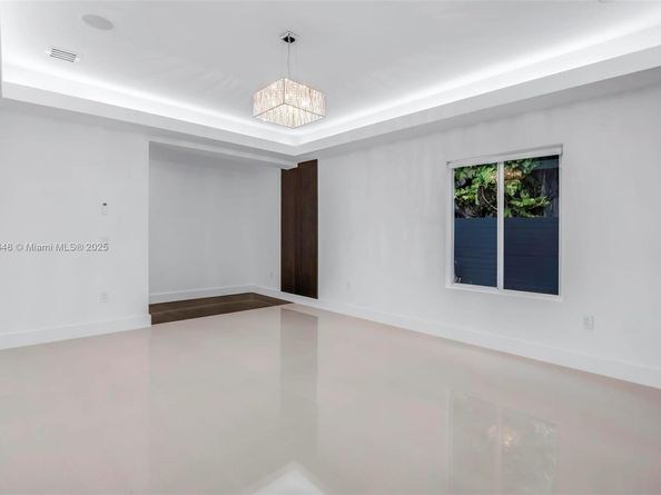 3000 SW 20th St, Miami FL 33145
