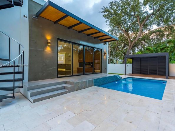 3000 SW 20th St, Miami FL 33145