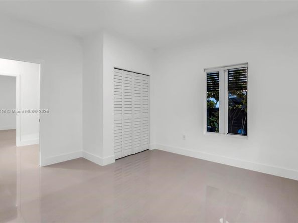 3000 SW 20th St, Miami FL 33145