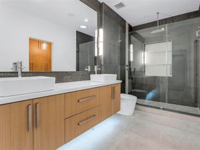 3000 SW 20th St, Miami FL 33145