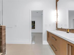 3000 SW 20th St, Miami FL 33145