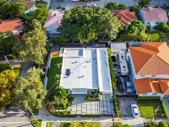 3000 SW 20th St, Miami FL 33145
