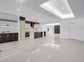 3000 SW 20th St, Miami FL 33145