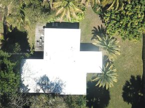 5975 SW 60th St, South Miami FL 33143