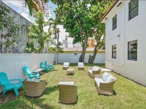 584 NW 30th St, Miami FL 33127