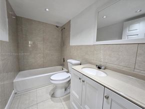 6940 Miami Gardens Dr 1319, Hialeah FL 33015