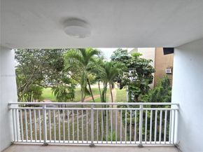 6940 Miami Gardens Dr 1319, Hialeah FL 33015