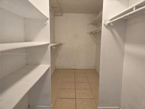 6940 Miami Gardens Dr 1319, Hialeah FL 33015